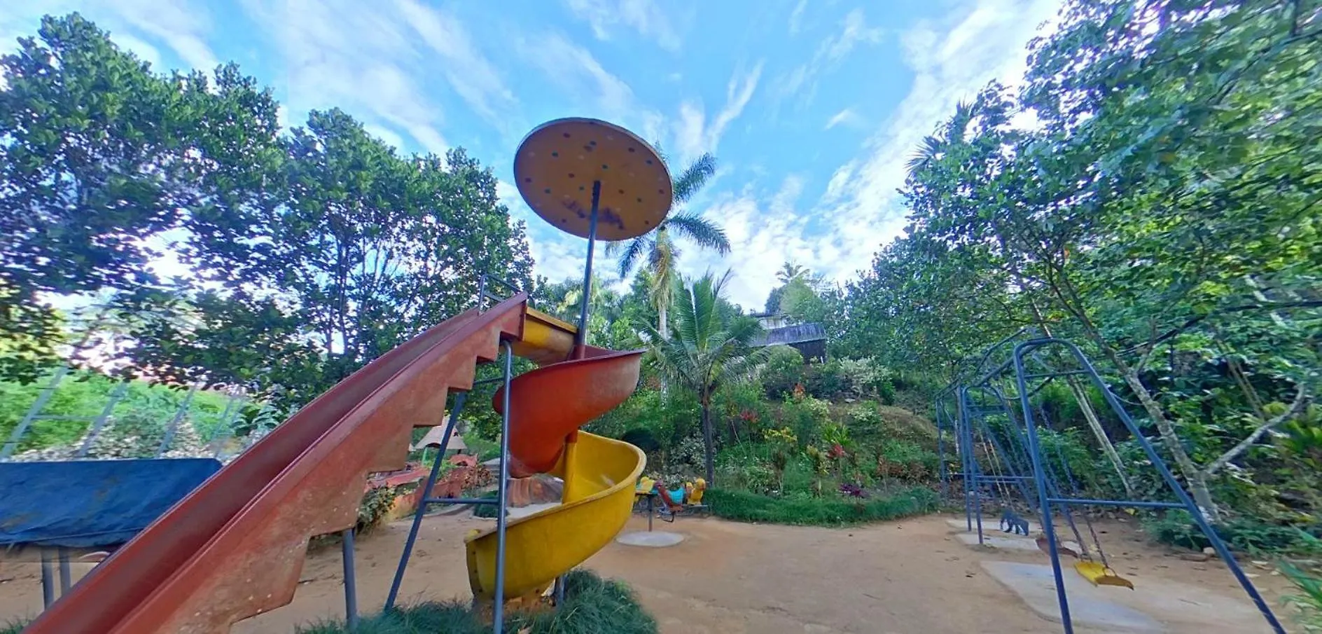 Bed and Breakfast Wayanad Royal Stream Kalpetta India