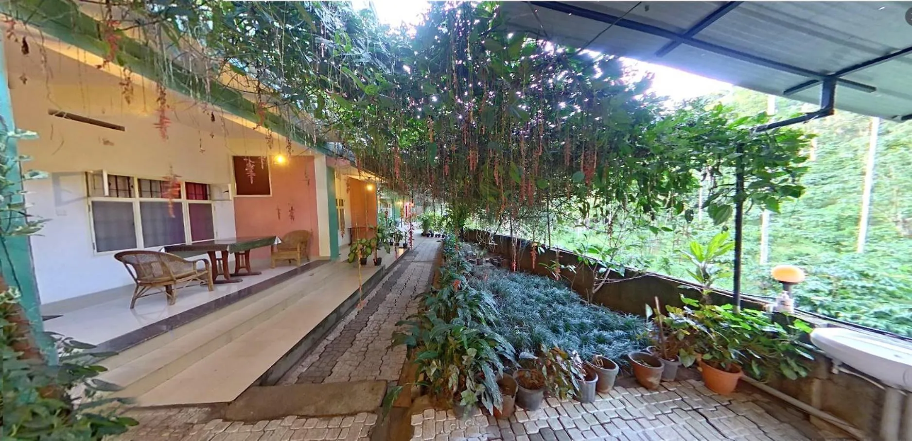 Bed and Breakfast Wayanad Royal Stream Kalpetta